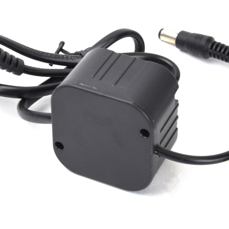 Блок живлення Full Energy BG-142 13.5 В/1.5А для домофонів